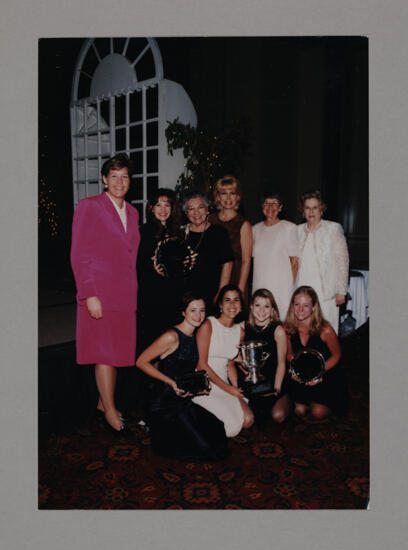 Baton Rouge and Alpha Eta Chapter Members at Convention Photograph, July 3-5, 1998 (image)