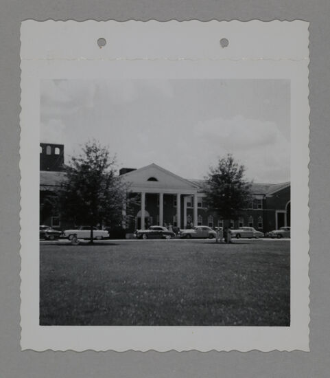 Unidentified Wesleyan College Building During Phi Mu Convention Photograph 2, June 23-28, 1952 (image)