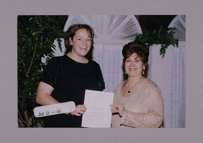 Delta Lambda Chapter Member and Mary Jane Johnson at Convention Photograph, July 7-10, 2000 (Image)