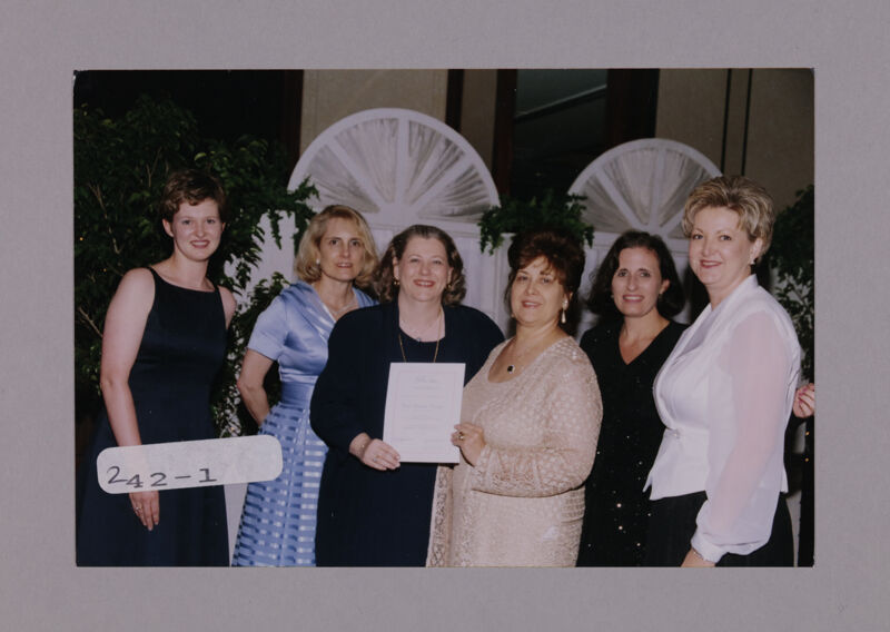 Fort Worth Alumnae Chapter Members and Mary Jane Johnson at Convention Photograph, July 7-10, 2000 (Image)