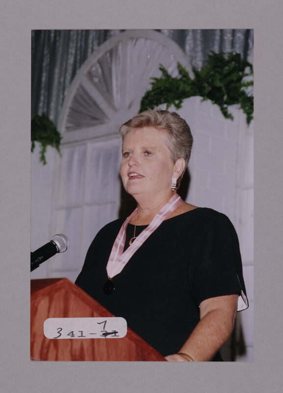 Lynne Bernthal Speaking at Convention Photograph 1, July 7-10, 2000 (Image)