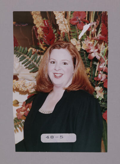 Sue Pen at Convention Photograph 1, July 7-10, 2000 (image)