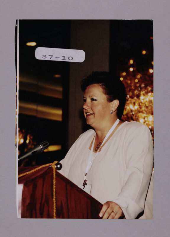 Audrey Jankucic Speaking at Convention Photograph, July 7-10, 2000 (Image)