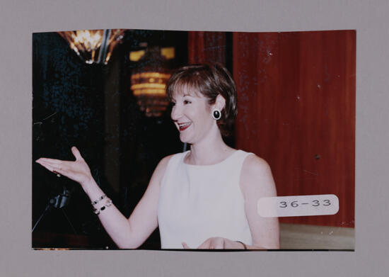 Marjorie O'Donnell Speaking at Convention Photograph, July 7-10, 2000 (image)