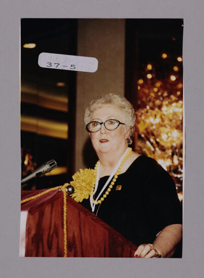 Claudia Nemir Speaking at Convention Photograph, July 7-10, 2000 (image)