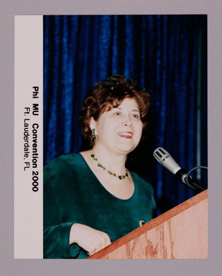 Mary Jane Johnson Speaking at Convention Photograph, July 7-10, 2000 (image)