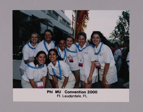 Chapter Consultants Wearing Leis at Convention Photograph, July 7-10, 2000 (image)