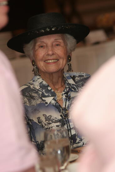 Dorothy Campbell at Convention 1852 Dinner Photograph 3, July 14, 2006 (image)