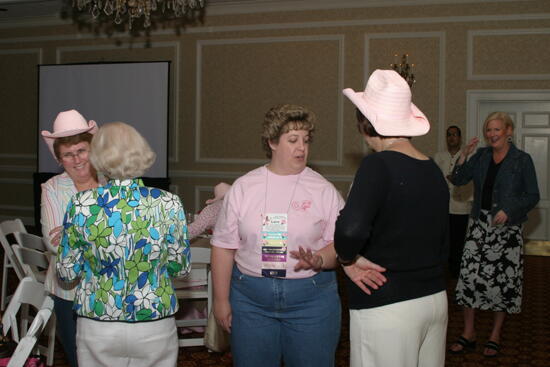 Phi Mus Socializing at Convention 1852 Dinner Photograph, July 14, 2006 (image)