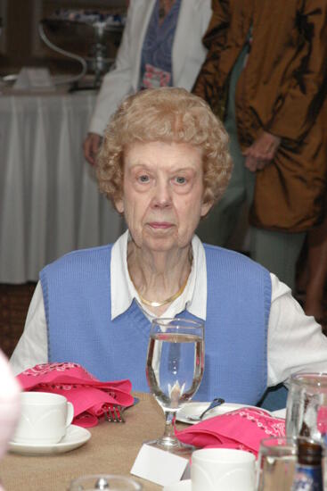 Unidentified Phi Mu at Convention 1852 Dinner Photograph 4, July 14, 2006 (image)