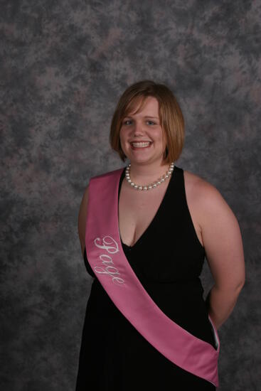 Amanda Johnson Convention Portrait Photograph 1, July 2006 (image)