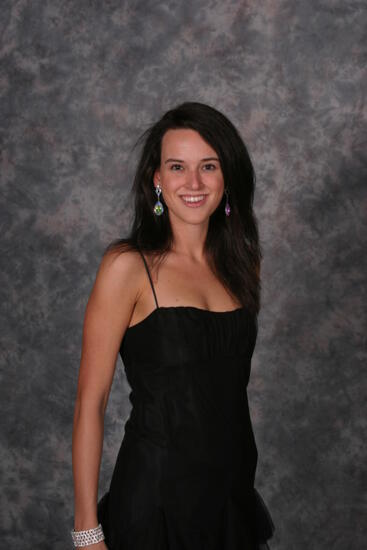 Unidentified Phi Mu Convention Portrait Photograph 15, July 2006 (image)