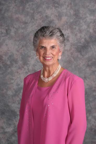 Patricia Sackinger Convention Portrait Photograph 2, July 2006 (image)