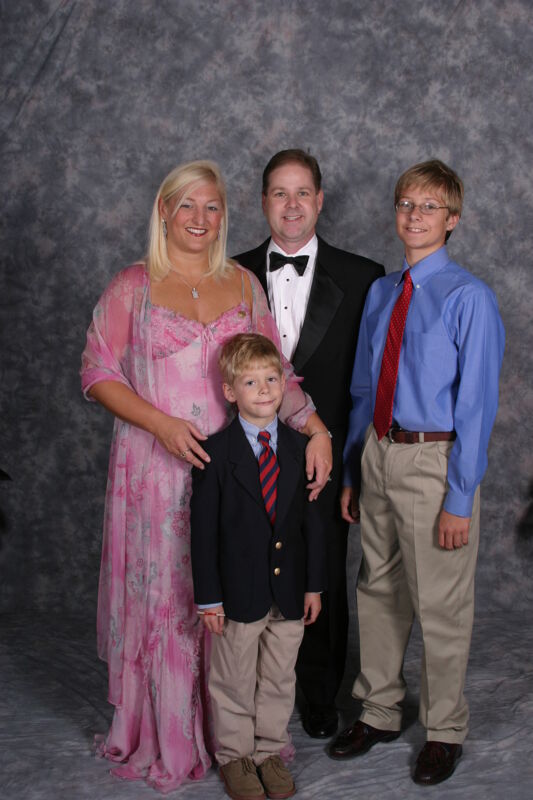 July 2006 Kris Bridges and Family Convention Portrait Photograph 2 Image
