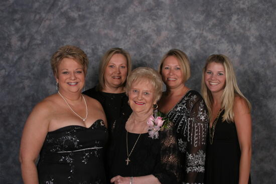 Williams, Her Mother, and Three Unidentified Phi Mus Convention Portrait Photograph 2, July 2006 (image)