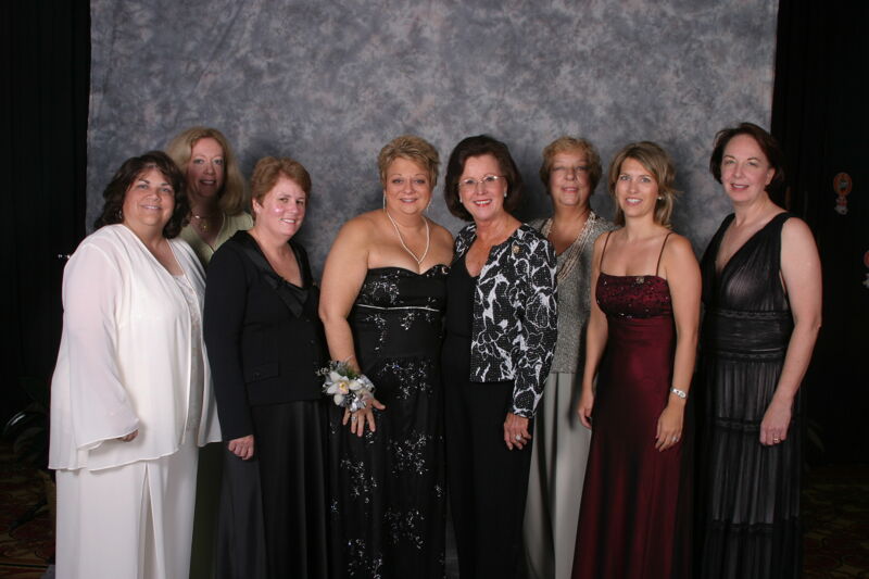 Outgoing Phi Mu Foundation Officers Convention Portrait Photograph 1, July 2006 (Image)