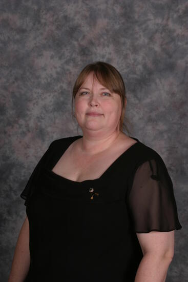 Unidentified Phi Mu Convention Portrait Photograph 23, July 2006 (image)