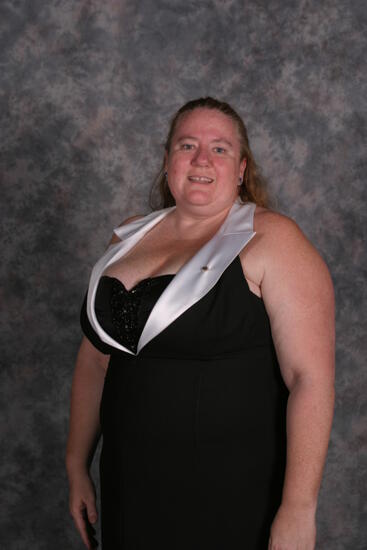 Unidentified Phi Mu Convention Portrait Photograph 21, July 2006 (image)