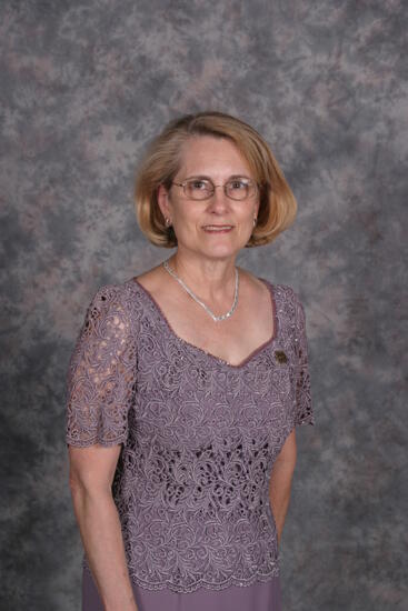 Donna Stallard Convention Portrait Photograph 2, July 2006 (image)