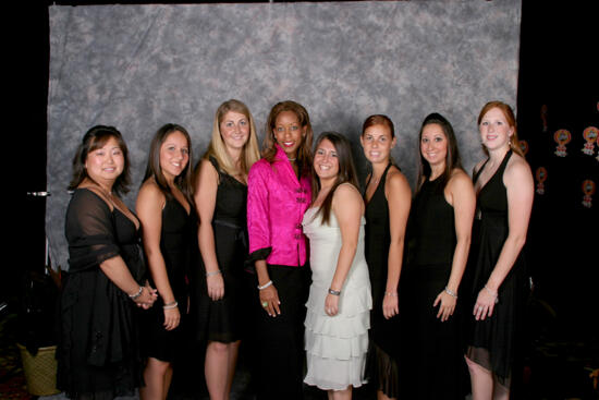 Group of Eight Convention Portrait Photograph 1, July 2006 (image)