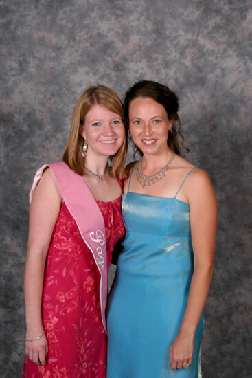 Lisa Williams and Lisa Gentry Convention Portrait Photograph 1, July 2006 (image)