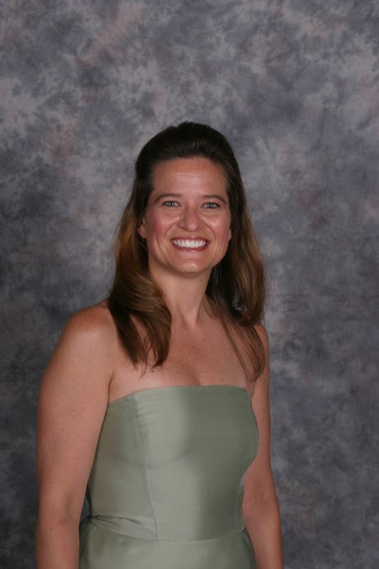 Unidentified Phi Mu Convention Portrait Photograph 28, July 2006 (Image)