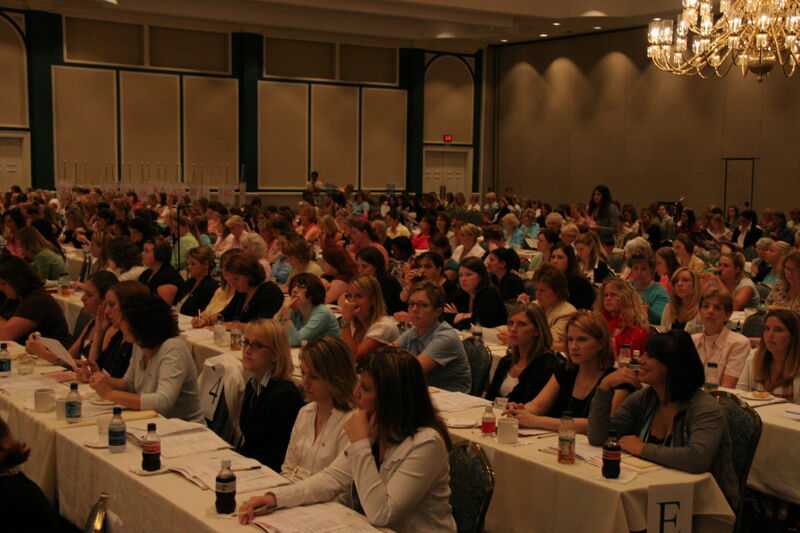 Phi Mus in Friday Convention Session Photograph 2, July 14, 2006 (Image)
