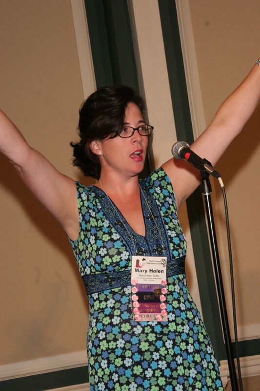 Mary Helen Griffis Speaking at Friday Convention Session Photograph 2, July 14, 2006 (Image)