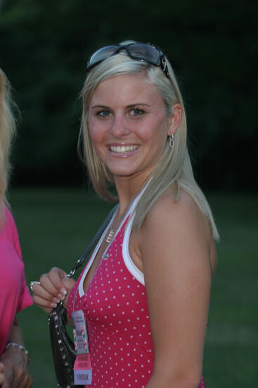 Unidentified Phi Mu on Convention Mansion Tour Photograph 4, July 2006 (image)