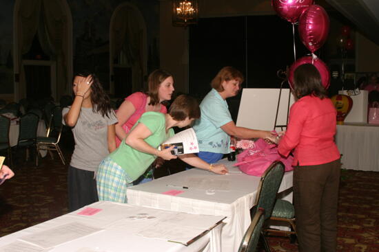 Phi Mus Gathering Materials at Convention Photograph, July 2006 (image)