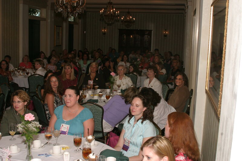 Phi Mus at Convention Officer Luncheon Photograph 2, July 2006 (Image)