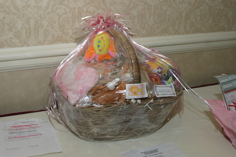 The Lion Sleeps Tonight Gift Basket at Convention Photograph, July 2006 (Image)