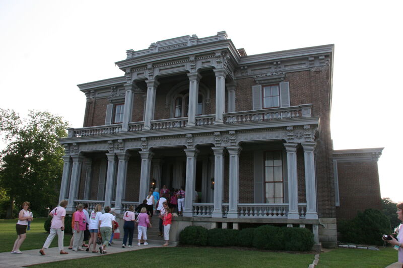 Phi Mus Entering Mansion During Convention Photograph 2, July 2006 (Image)