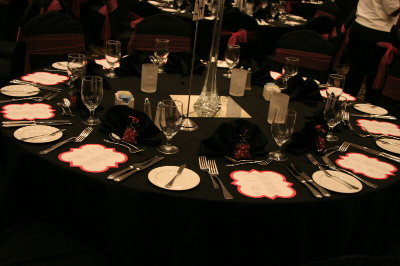July 15 Convention Carnation Banquet Table Setting Photograph 3 Image