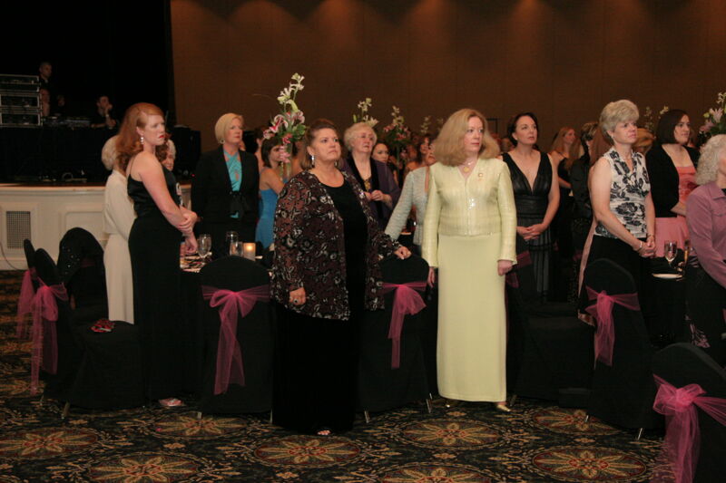 Phi Mus Standing During Convention Carnation Banquet Photograph 3, July 15, 2006 (Image)