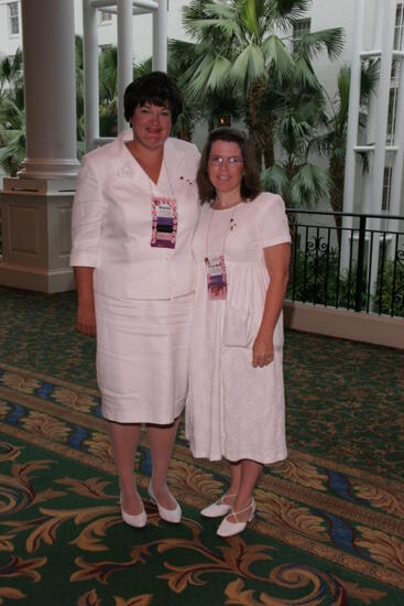 Elaine Maloy and Mary Beth Straguzzi Before Saturday Convention Session Photograph, July 15, 2006 (image)