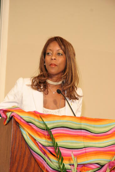 Rikki Marver Speaking at Convention Sisterhood Luncheon Photograph 6, July 15, 2006 (image)