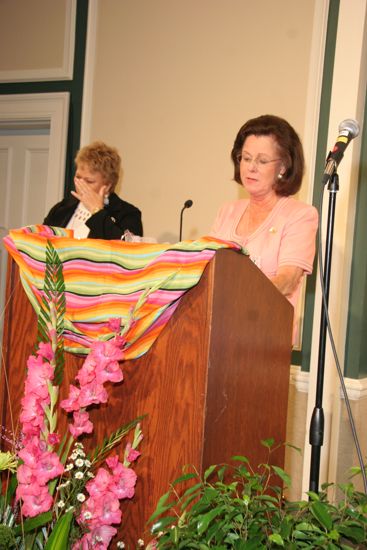 Shellye McCarty Speaking at Convention Sisterhood Luncheon Photograph, July 15, 2006 (image)