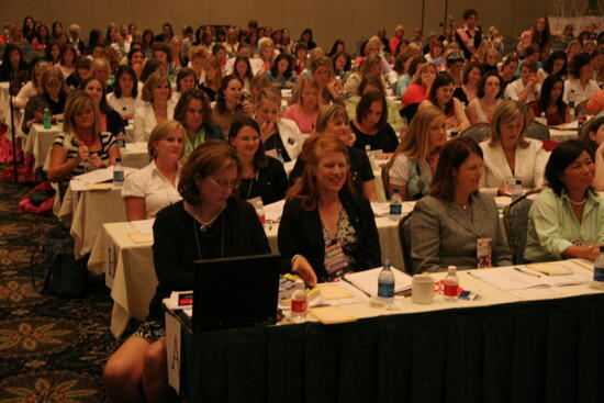 Phi Mus in Thursday Convention Session Photograph 8, July 13, 2006 (image)