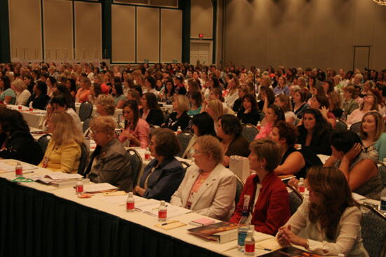 Phi Mus in Thursday Convention Session Photograph 3, July 13, 2006 (image)