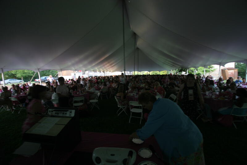 July 2006 Convention Outdoor Luncheon Photograph 5 Image