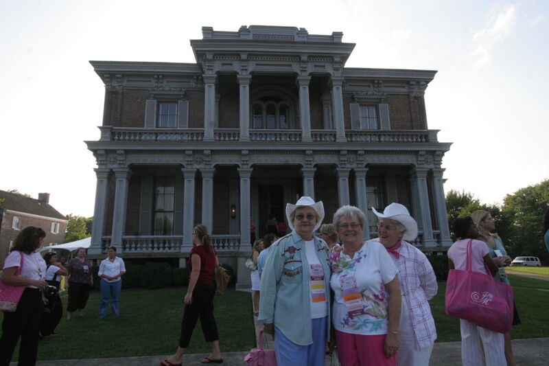 Phi Mus Outside Two Rivers Mansion for Convention Tour Photograph, July 2006 (Image)