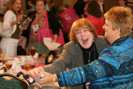 Thursday Convention Luncheon Photograph 84, July 13, 2006 (image)