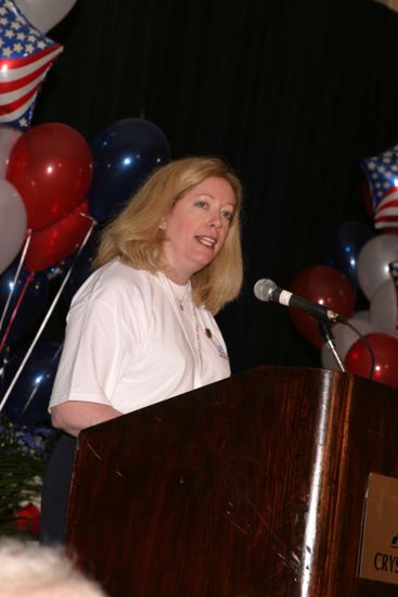 Cindy Lowden Speaking at Convention Red, White, and Phi Mu Dinner Photograph, July 8, 2004 (image)