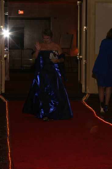 Kathy Williams Entering Convention Carnation Banquet Photograph, July 11, 2004 (image)