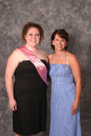 Jennifer Agnew and Beth Monnin Convention Portrait Photograph, July 11, 2004 (image)