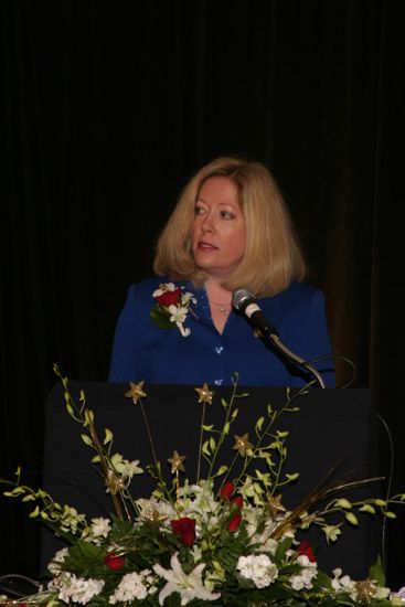 Cindy Lowden Speaking at Convention Carnation Banquet Photograph, July 11, 2004 (image)