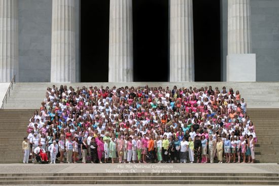 Convention Attendees at Lincoln Memorial Photograph 11, July 10, 2004 (image)