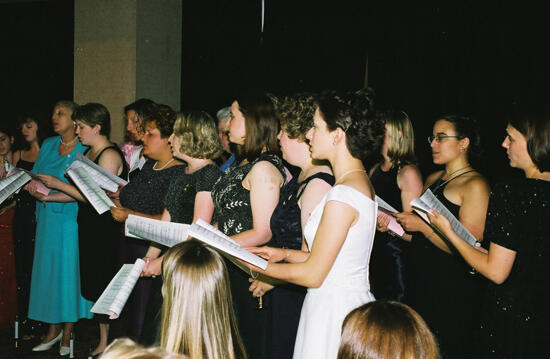 Convention Choir Singing Photograph 4, July 4-8, 2002 (image)