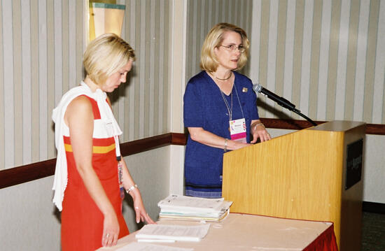 Unidentified Phi Mu and Donna Stallard Leading Convention Workshop Photograph 3, July 4-8, 2002 (image)